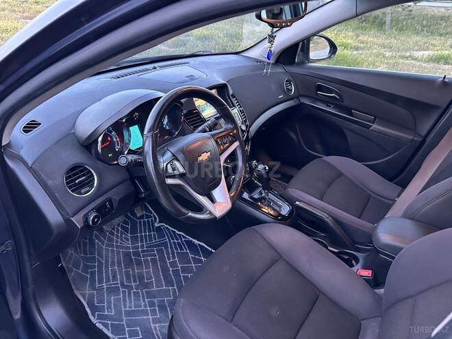 Chevrolet Cruze-6