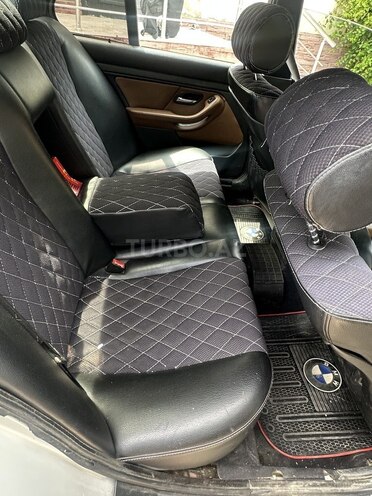 BMW 525 2000, 390,000 km - 2.5 l - Bakı