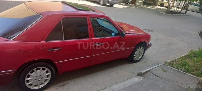 Mercedes E 220 d 1994, 333,333 km - 2.2 l - Bakı