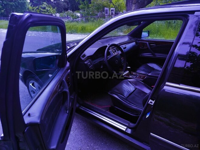 Mercedes E 230 1996, 315,983 km - 2.3 l - Şəki
