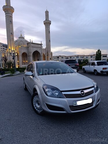 Opel Astra 2009, 165,000 km - 1.4 l - Bakı