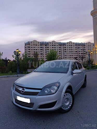 Opel Astra 2009, 165,000 km - 1.4 l - Bakı