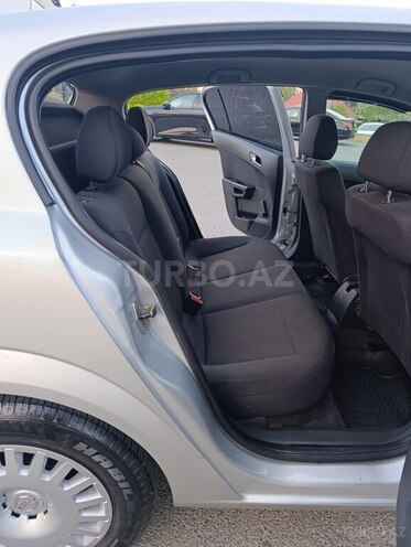 Opel Astra 2009, 165,000 km - 1.4 l - Bakı