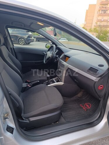 Opel Astra 2009, 165,000 km - 1.4 l - Bakı