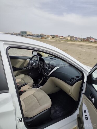 Hyundai Accent 2017, 86,500 km - 1.6 l - Bakı