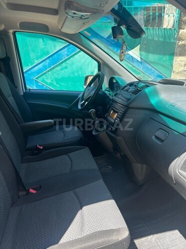 Mercedes Vito 2011, 420,000 km - 2.2 l - Bakı