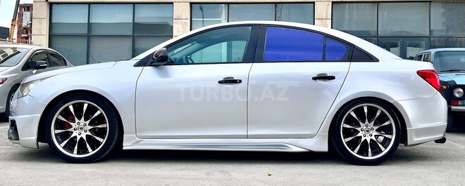 Chevrolet Cruze-8