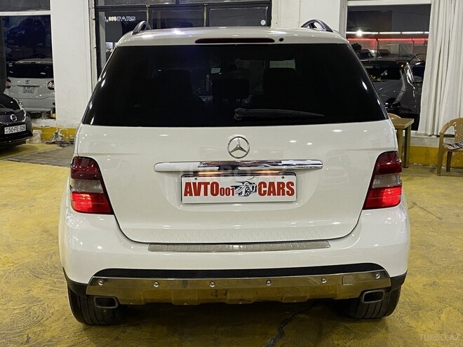 Mercedes ML 350 4MATIC-10