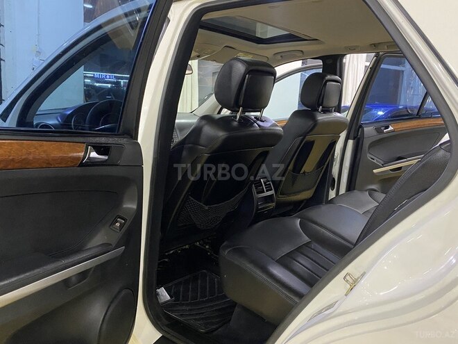 Mercedes ML 350 4MATIC-18