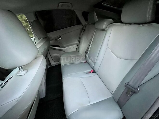 Toyota Prius 2013, 175,418 km - 1.8 l - Bakı