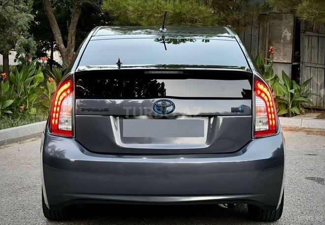 Toyota Prius 2013, 175,418 km - 1.8 l - Bakı
