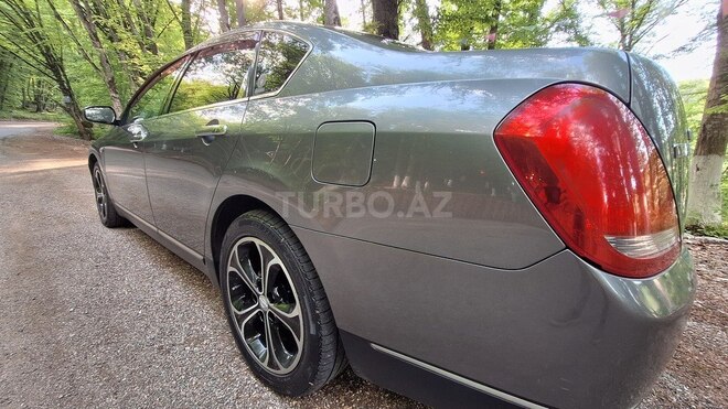 Nissan Teana 2004, 380,000 km - 2.4 l - Quba