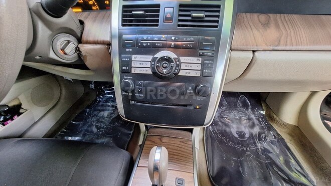 Nissan Teana 2004, 380,000 km - 2.4 l - Quba