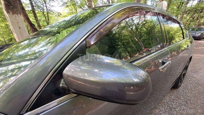 Nissan Teana 2004, 380,000 km - 2.4 l - Quba