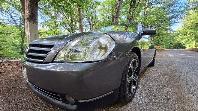 Nissan Teana 2004, 380,000 km - 2.4 l - Quba