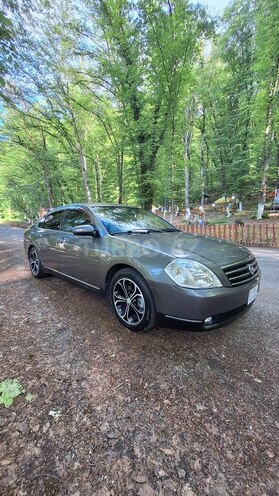 Nissan Teana 2004, 380,000 km - 2.4 l - Quba