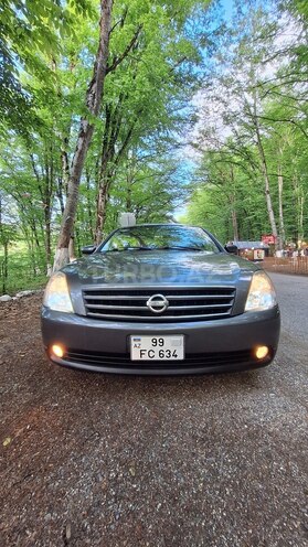Nissan Teana 2004, 380,000 km - 2.4 l - Quba
