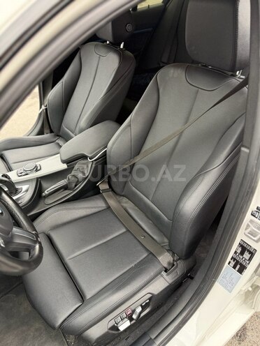 BMW 320 2016, 220,000 km - 2.0 l - Bakı
