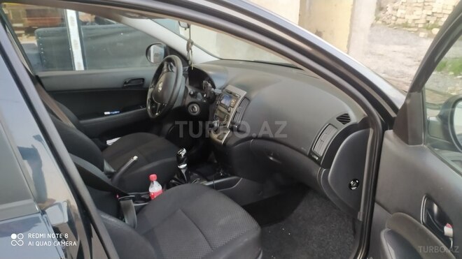 Hyundai i30 2010, 370,000 km - 1.6 l - Bakı