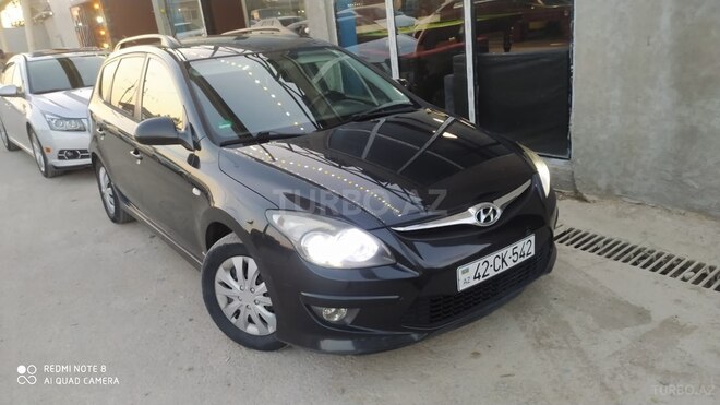 Hyundai i30 2010, 370,000 km - 1.6 l - Bakı