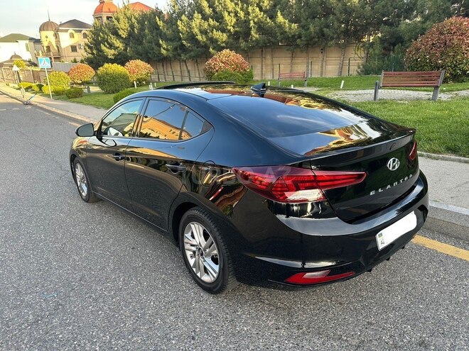 Hyundai Elantra 2019, 104,000 km - 2.0 л - Bakı