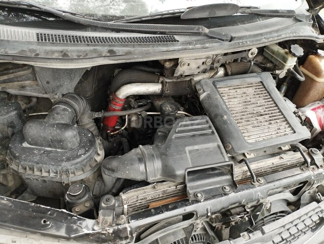 Hyundai H-1 2004, 372,000 km - 2.5 l - Bakı