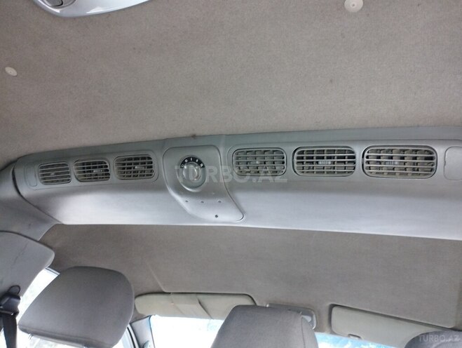 Hyundai H-1 2004, 372,000 km - 2.5 l - Bakı