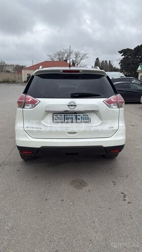 Nissan X-Trail 2014, 186,000 km - 2.5 л - Bakı
