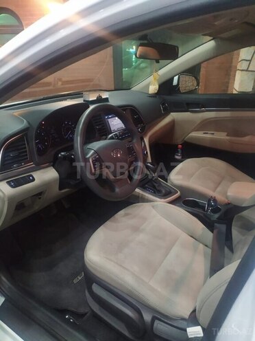 Hyundai Elantra 2017, 73,000 km - 2.0 l - Bakı