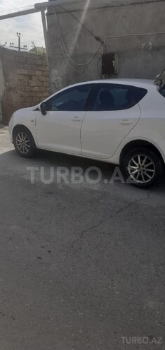 SEAT Ibiza-2