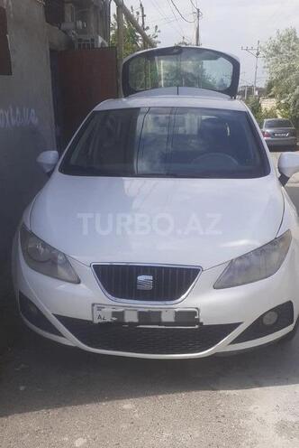 SEAT Ibiza-1