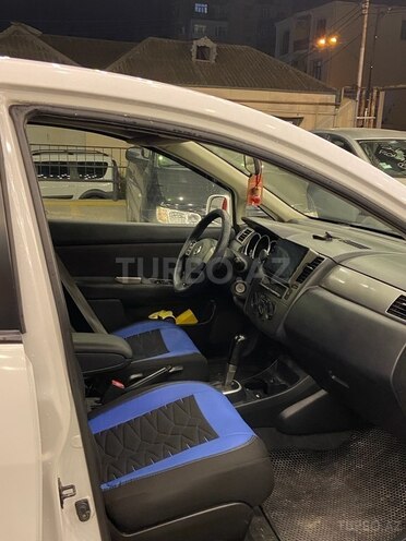 Nissan Tiida 2010, 200,000 km - 1.6 л - Bakı