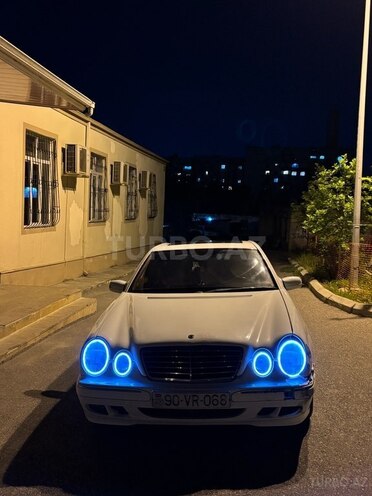 Mercedes E 220 d 2001, 590,000 km - 2.2 l - Bakı