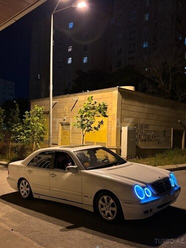 Mercedes E 220 d 2001, 590,000 km - 2.2 l - Bakı