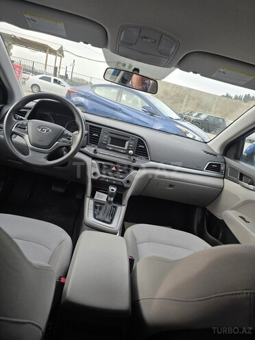 Hyundai Elantra 2016, 180,000 km - 2.0 л - Bakı
