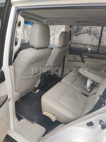 Mitsubishi Pajero 2011, 230,426 km - 3.5 l - Masallı