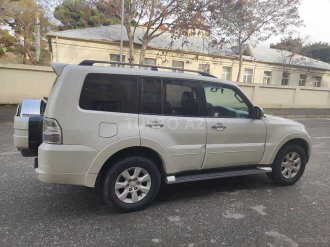 Mitsubishi Pajero 2011, 230,426 km - 3.5 l - Masallı