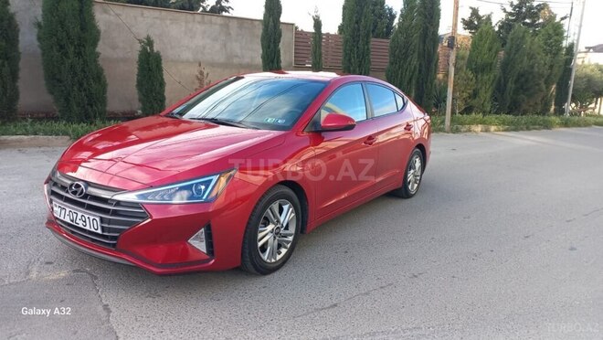 Hyundai Elantra-3