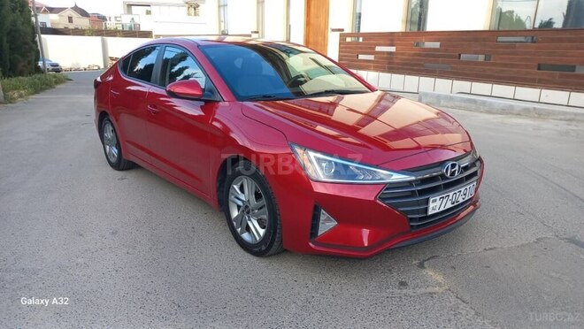 Hyundai Elantra-2