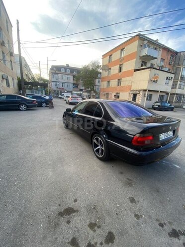 BMW 525 2001, 100,000 km - 3.0 l - Xırdalan