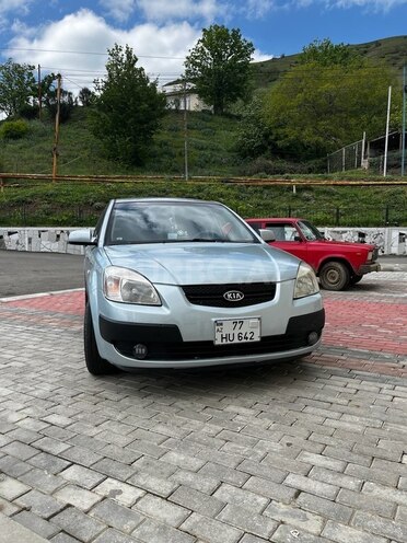 Kia Rio 2006, 225,000 km - 1.4 l - Yardımlı