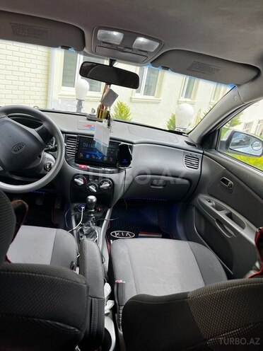 Kia Rio 2006, 225,000 km - 1.4 l - Yardımlı