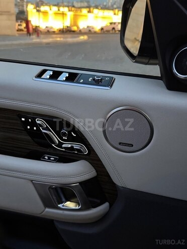 Land Rover Range Rover 2018, 114,000 km - 3.0 l - Bakı