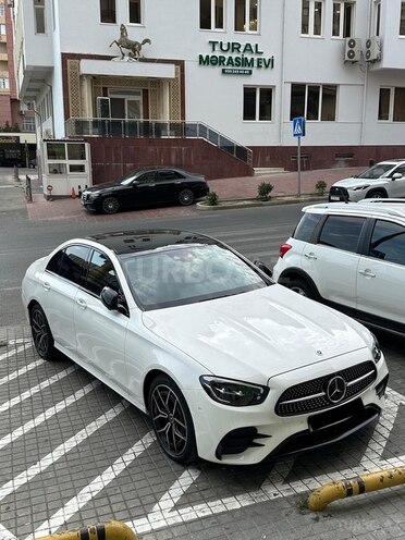 Mercedes E 300 e 4MATIC 2022, 36,300 km - 2.0 л - Bakı