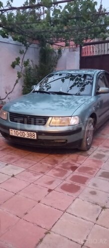 Volkswagen Passat 1998, 390,247 km - 2.0 l - Bakı
