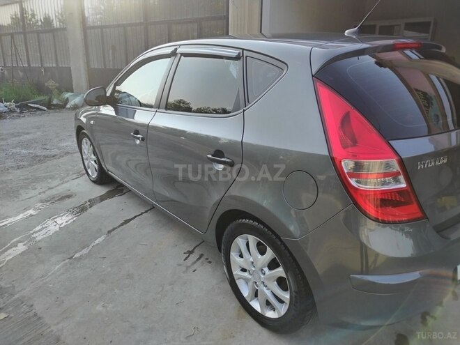 Hyundai i30 2007, 299,000 km - 1.6 l - Tovuz