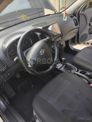 Hyundai i30 2007, 299,000 km - 1.6 l - Tovuz