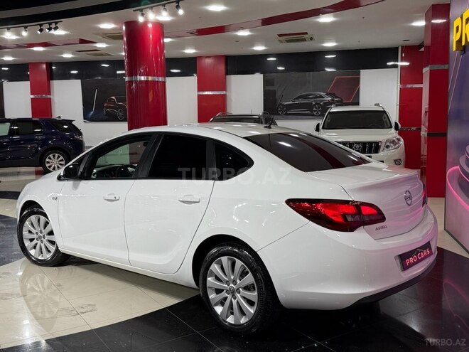 Opel Astra 2015, 192,000 km - 1.6 l - Bakı