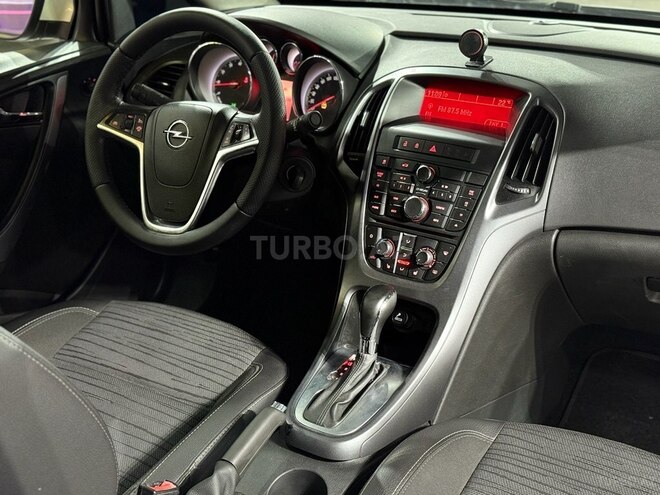 Opel Astra 2015, 192,000 km - 1.6 l - Bakı