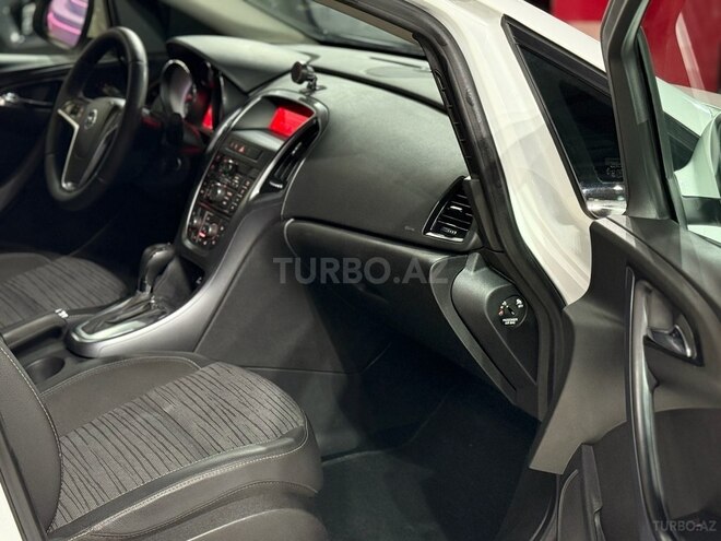 Opel Astra 2015, 192,000 km - 1.6 l - Bakı